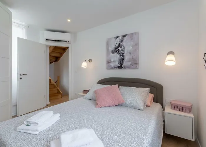 Kuca Redini * Sutivan